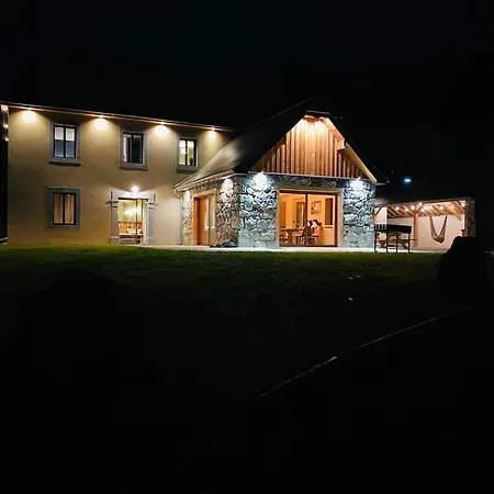 Malinat Entre Val D'azun Et Vallee Des Gaves 펜션 *