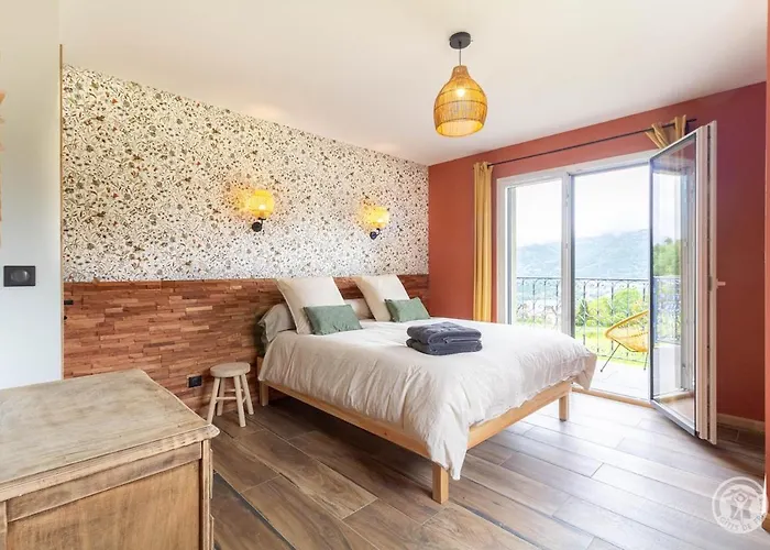 Malinat Entre Val D'azun Et Vallée Des Gaves Hébergement de vacances Arcizans-Avant